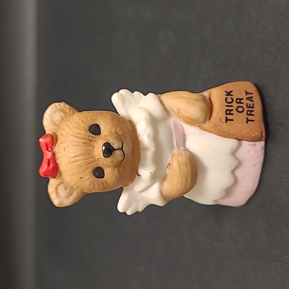 Set of 4 Homco Halloween Bears - Picture 6 of 15